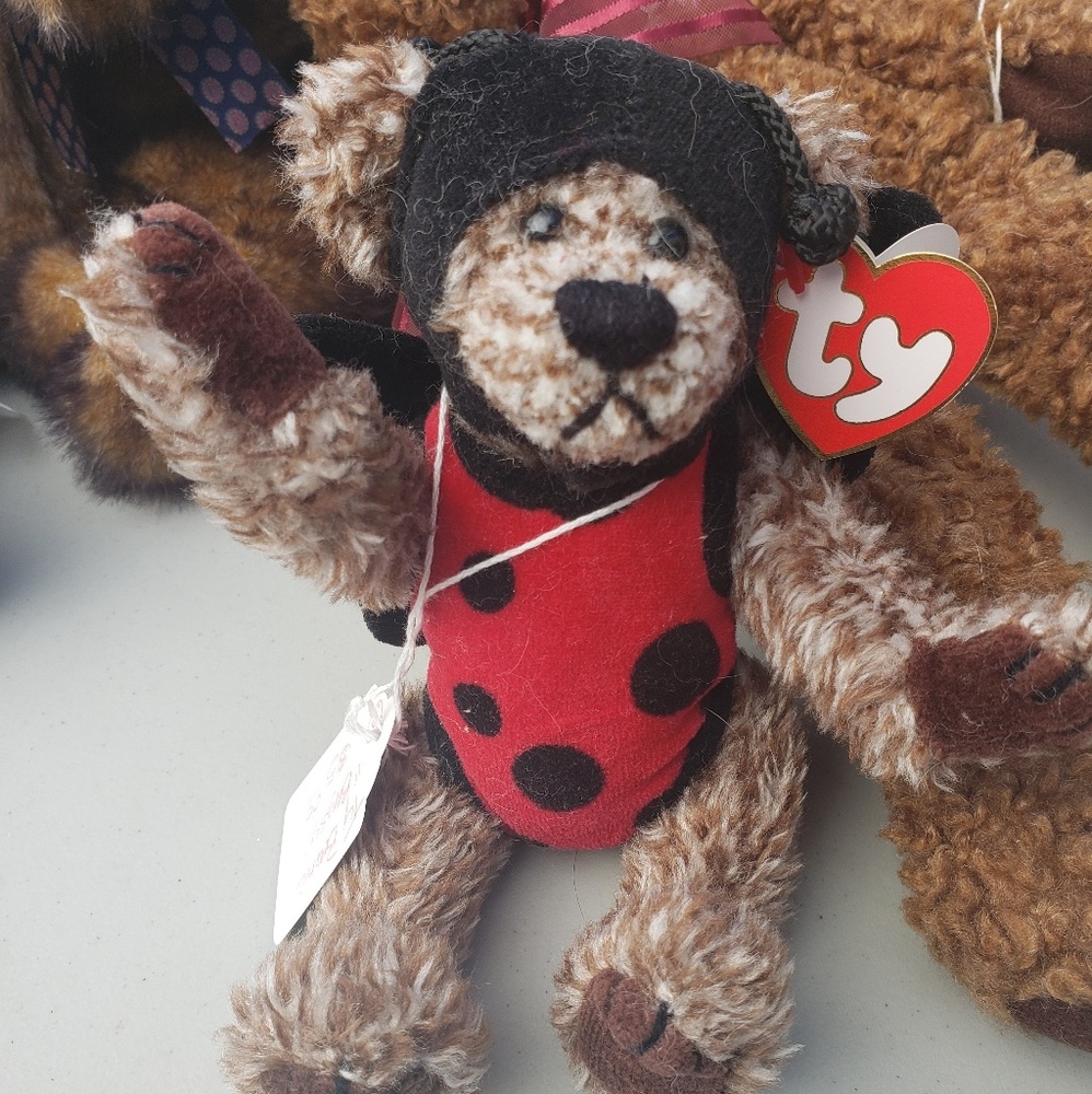 Attic Treasures Collection Bear "Bugsy"